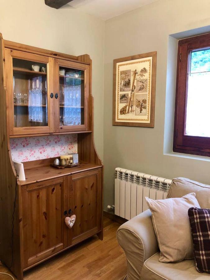 Acogedor Apartamento En El Corazon Del Valle Les Bordes Kültér fotó