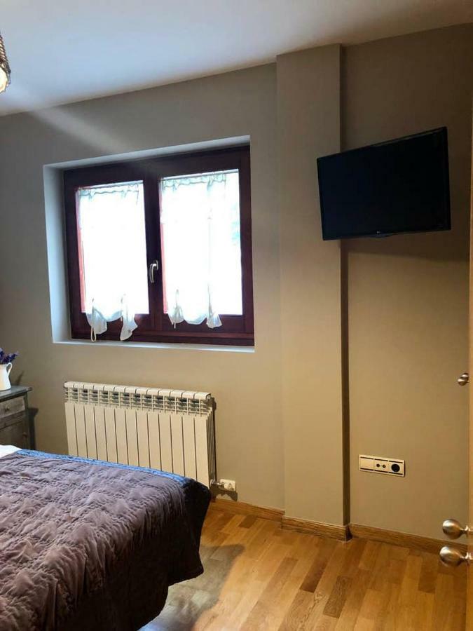 Acogedor Apartamento En El Corazon Del Valle Les Bordes Kültér fotó